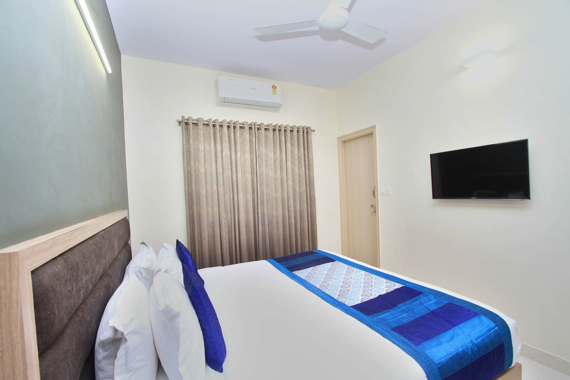 Hotel O Golden Inn Near Cubbon Park Бенґалуру Екстер'єр фото